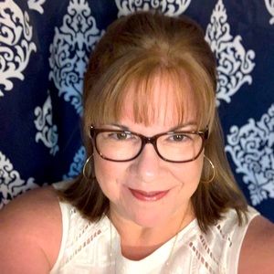 Meet your Posher, Pamela